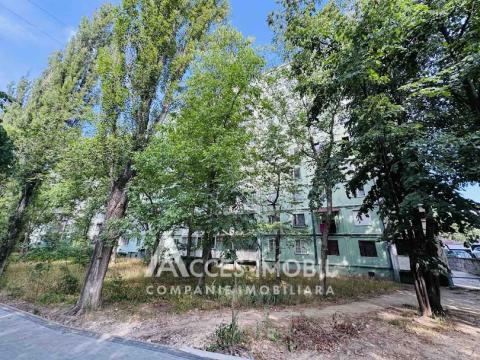 Buiucani, str. Onisifor Ghibu, 2 camere. Seria 135! De mijloc!: 12