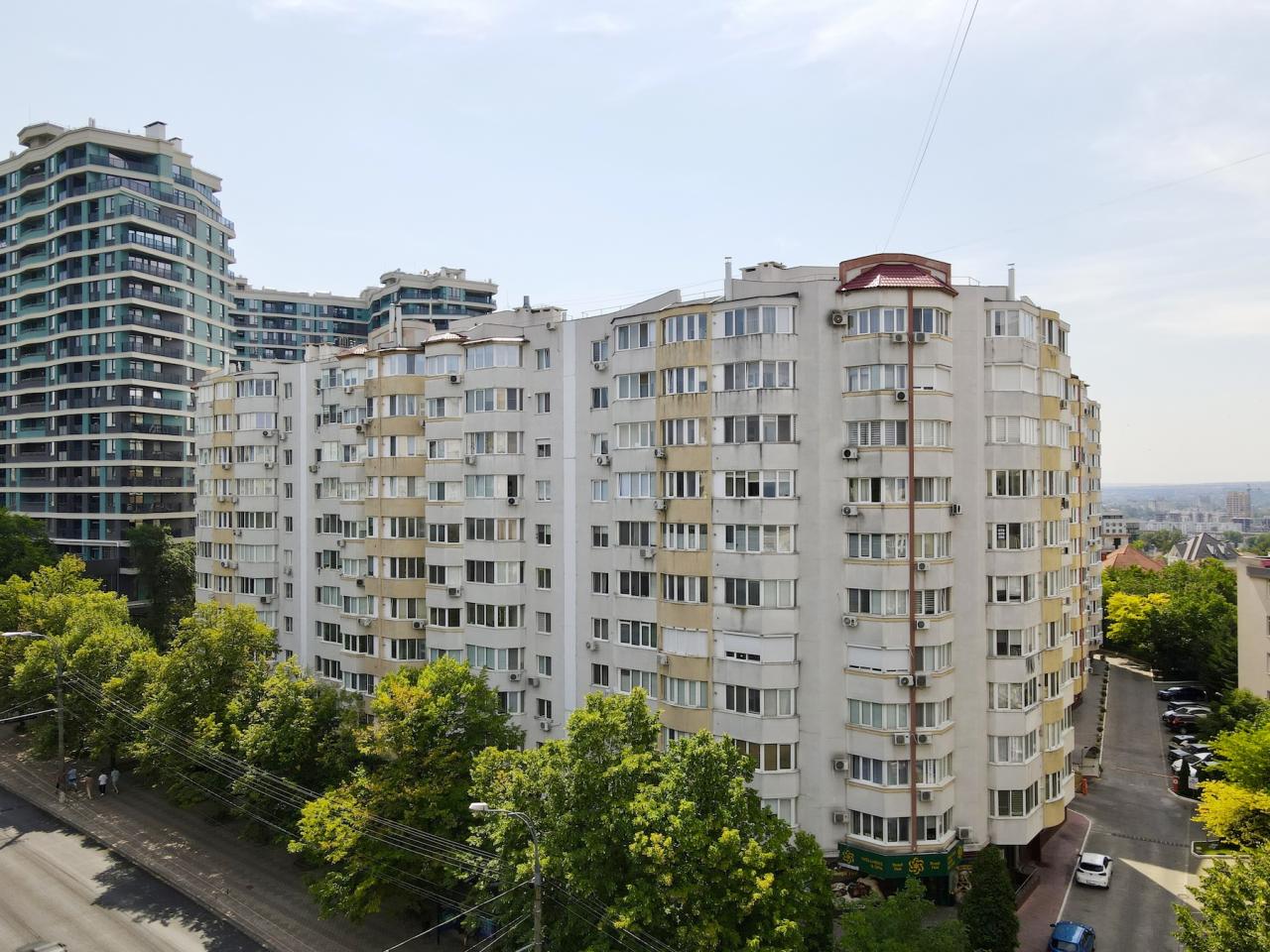 Basconslux: New City