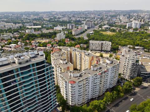 Basconslux: New City: 7