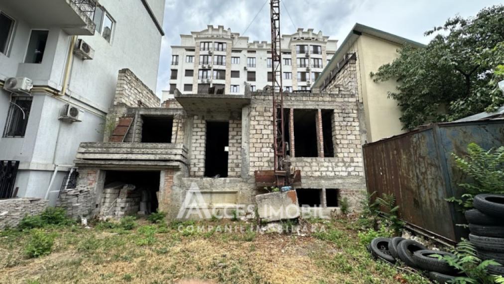 Lot de teren pentru construcții 3.6 ari! Centru, str. Mihai Eminescu!: 0