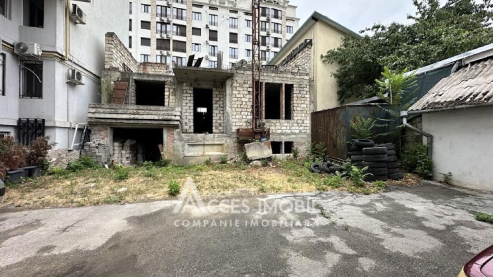 Lot de teren pentru construcții 3.6 ari! Centru, str. Mihai Eminescu!: 1