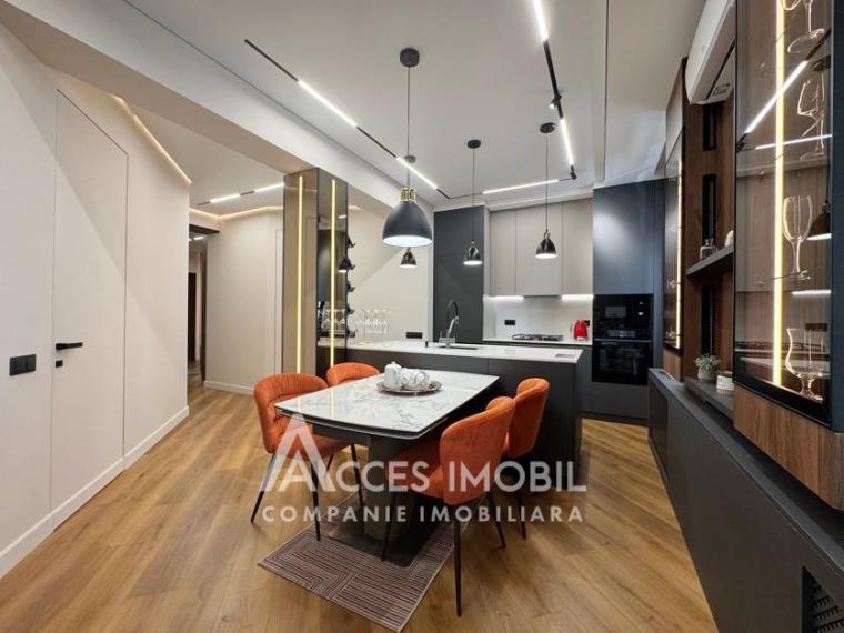 Centru, bd. Ștefan cel Mare, 2 camere + living. Euroreparație!: 2