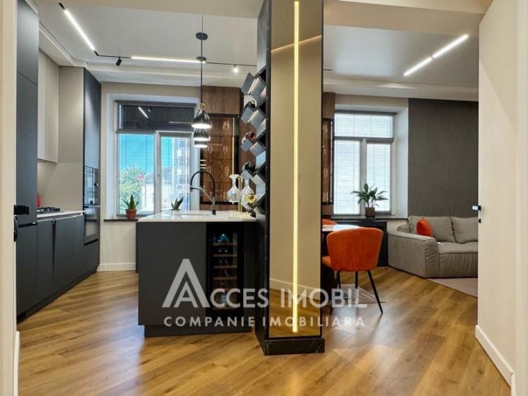 Centru, bd. Ștefan cel Mare, 2 camere + living. Euroreparație!: 4