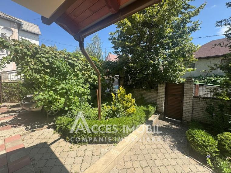 3-х этажный Дом! Кодру, ул. Помикулторилор 300м2 + 6 соток!: 1