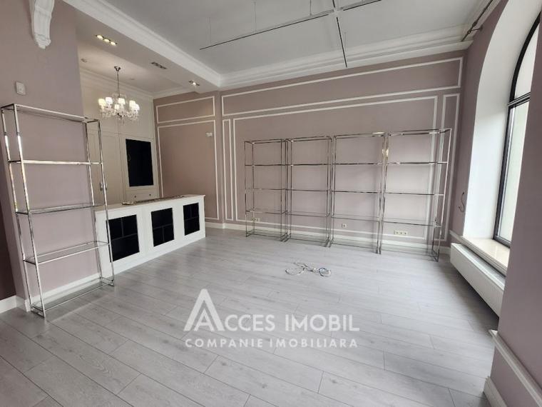 Chirie! Spațiu comercial 229m2! Centru, bd. Ștefan cel Mare. Euroreparație!: 2