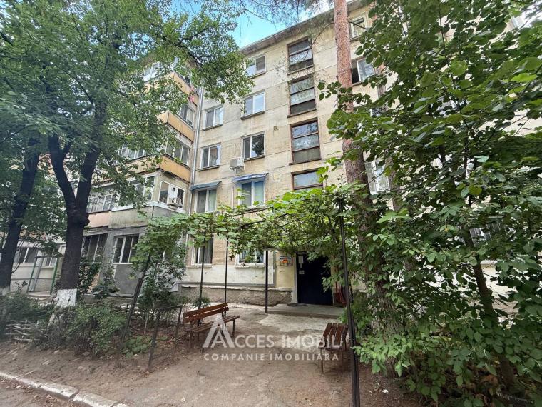 Râșcani, str. Florilor, 2 camere. Euroreparație! De mijloc!: 12