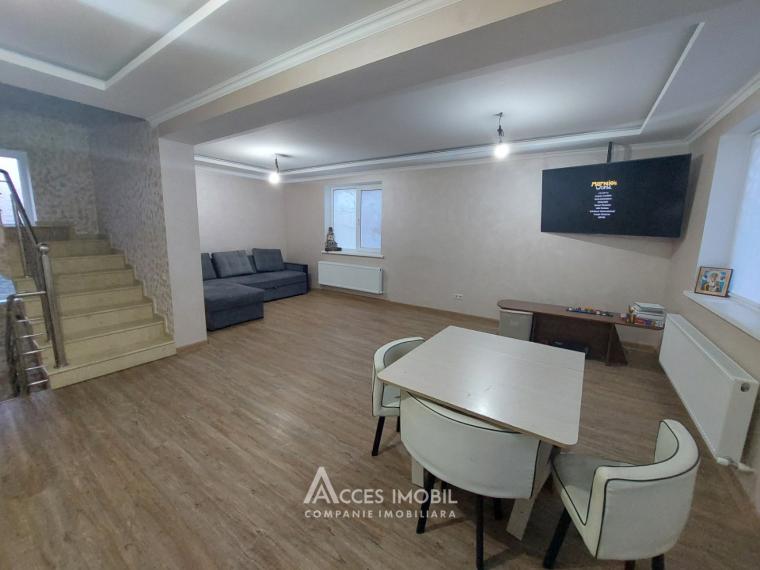 Casă în 2 niveluri! str. Grenoble, Botanica, 180m2 + 2 ari! Euroreparație!: 1