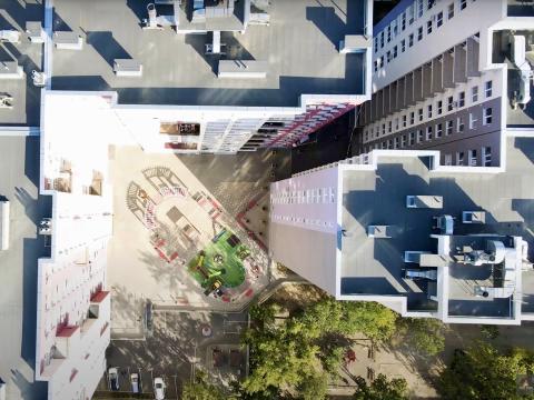 Horus: Florilor Residence: 3