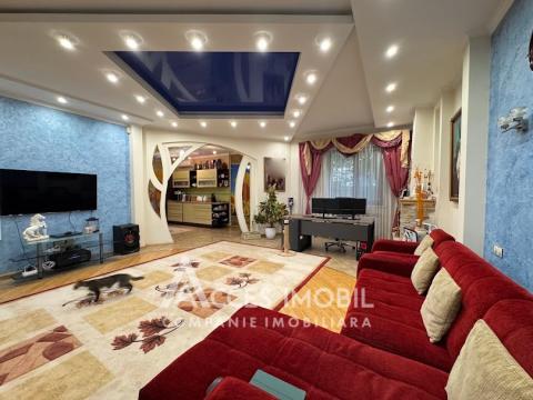 Casă în 2 nivele 360m2! Centru, str. Academician Natalia Gheorghiu, 4 camere + living! Euroreparație!: 1