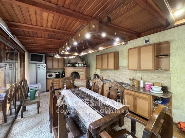 Casă în 2 nivele 360m2! Centru, str. Academician Natalia Gheorghiu, 4 camere + living! Euroreparație!: 32