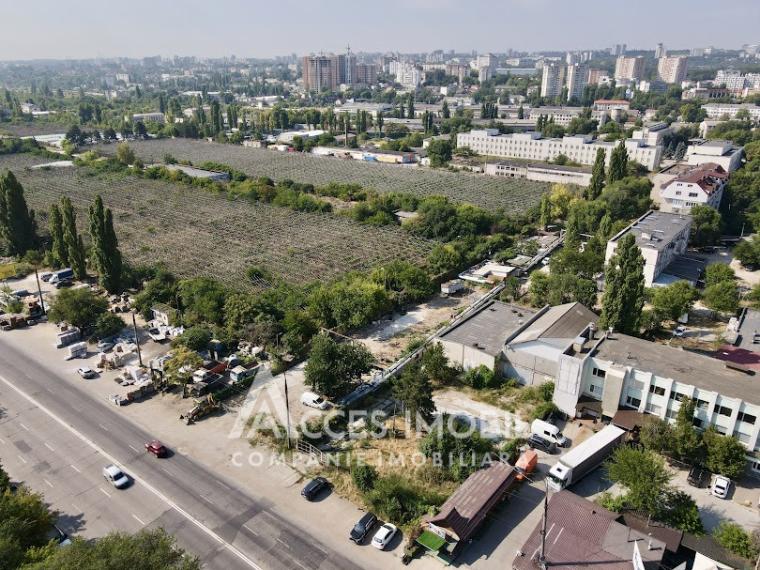 Spațiu Comercial 2 nivele 550m2 + 8 ari! Centru, str. Haltei!: 0