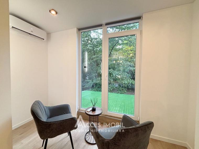 Riscani, Miron Costin street, 2 rooms. Euro Repair!: 2