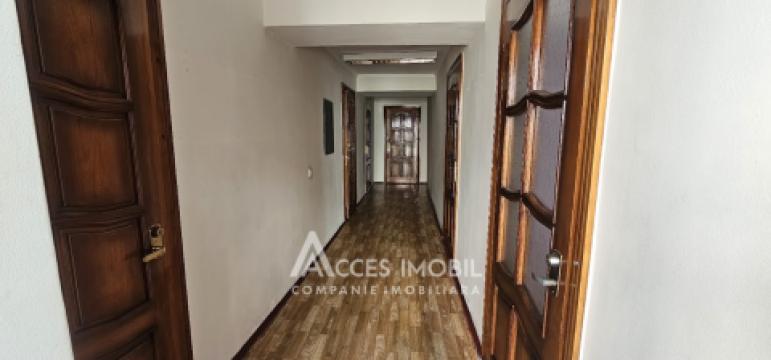 Spațiu Comercial, 258m2! Centru, str. Petru Movilă!: 4