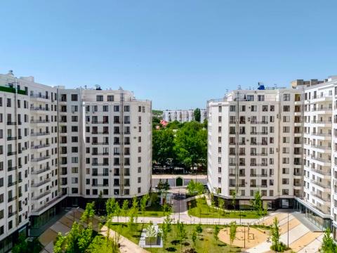 Inamstro: Newton House: 2