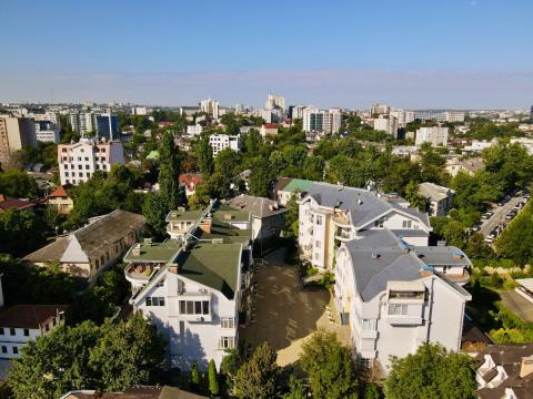 Glorinal: Colina Pușkin: 1