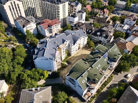 Glorinal: Colina Pușkin: 4