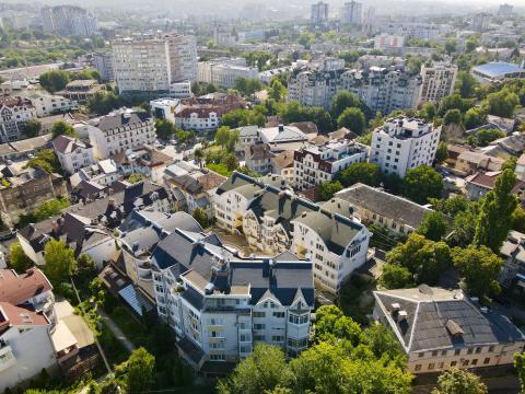 Glorinal: Colina Pușkin: 6