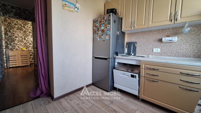 Botanica, bd. Dacia, 1 cameră! Euroreparație! De mijloc!: 3