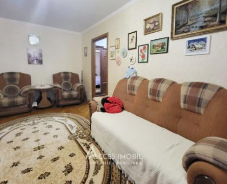 Rascani, Florilor street, 2 room. Euro repair! Middle position!: 3