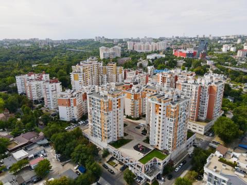 Glorinal: Valea Trandafirilor: 1