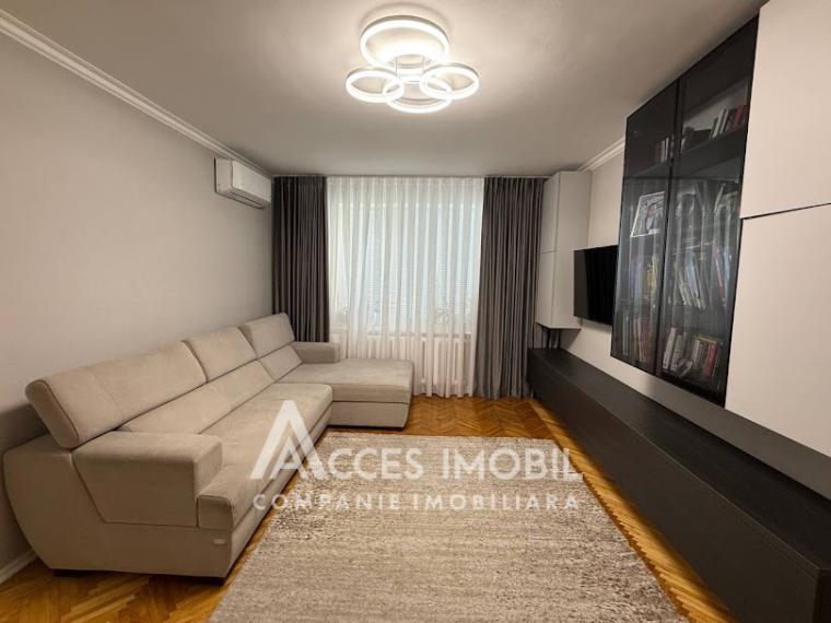 Romana street, Center, 4 rooms + living. Euro repair!: 1