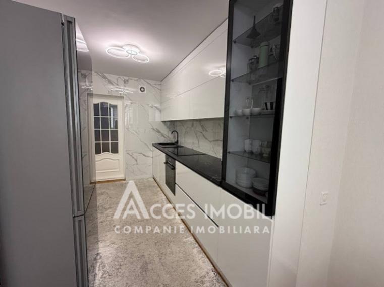 Romana street, Center, 4 rooms + living. Euro repair!: 5