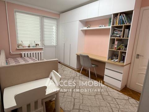 Romana street, Center, 4 rooms + living. Euro repair!: 12