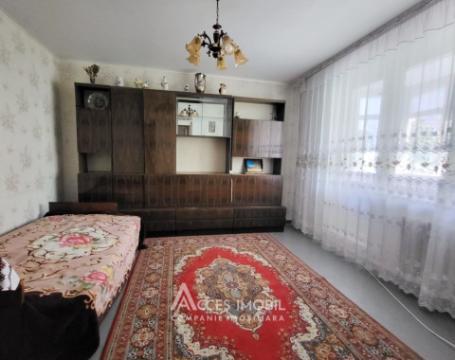 Ciocana, bd. Mircea Cel Bătrân, 2 camere. Localizare de Mijloc!: 1