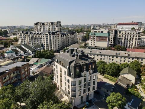 Estate Invest Company: Estate Club House: 1