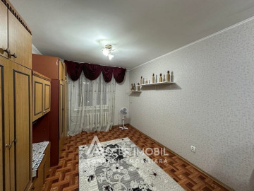 Buiucani, Liviu Deleanu street, 1 room. Middle position!