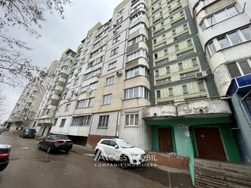 Calea Orheiului street, Posta Veche, 3 rooms + living. 143 Series! Euro repair!