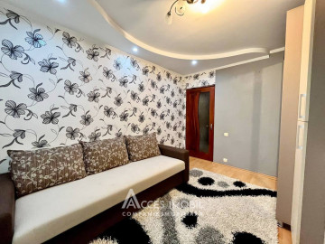 Ciocana, N. Milescu Spataru street, 2 rooms + living. 143 Series! Euro Repair!