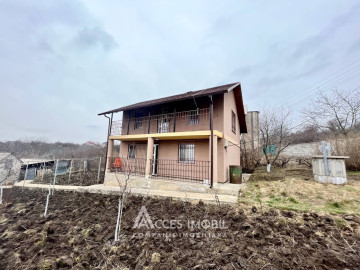 Vilă în 2 niveluri 90m2 + 6 ari! Cruzești, IP Constructorilor, 2 camere + living. Euroreparație!