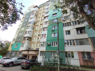 Ciocana, Mircea Cel Batran avenue, 3 rooms + living. 143 Series!