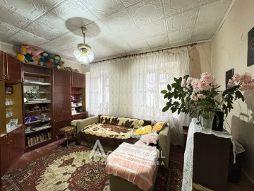 Center, Alexandu cel Bun street, 3 rooms! Autonomous Heating!