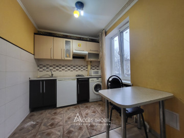 Botanica, N. Titulescu street, 1 room + living. Euro repair!