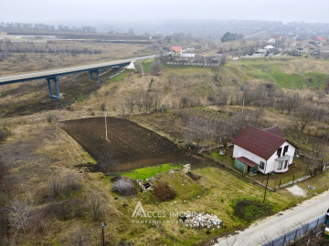 Lot de teren pentru construcție, 18 ari. Budești, str. Andrieș!